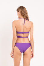 Load image into Gallery viewer, Model Back: Rio De Sol Bottom Bottom Amuleto Madrid