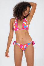 Load image into Gallery viewer, Model Front: Rio De Sol Top Top Antelope Halter-Double