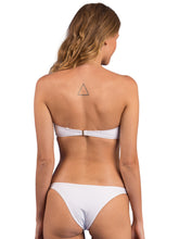Load image into Gallery viewer, Image 07: Rio De Sol Set Set Bora-White Bandeau-Joy Leblon