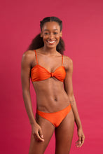 Load image into Gallery viewer, Image 11: Rio De Sol Set Set Paprica Bandeau-Joy Essential