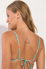 Load image into Gallery viewer, Image 07: Rio De Sol Top Top Botanic Tri-Inv