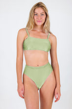 Load image into Gallery viewer, Model Front: Rio De Sol Top Top Oliva Bandeau-Reto