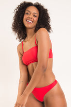 Load image into Gallery viewer, Image 12: Rio De Sol Top Top Rouge Bandeau-Reto