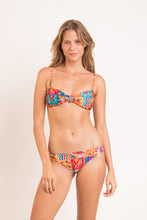 Load image into Gallery viewer, Model Front: Rio De Sol Set Set Love-Trip Bandeau-Joy Essential-Comfy
