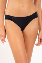 Load image into Gallery viewer, Gallery: Rio De Sol Bottom Bottom Malibu-Black Baobi
