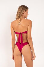 Load image into Gallery viewer, Model Back: Rio De Sol Set Set Shimmer-Desejo Mavi Nara
