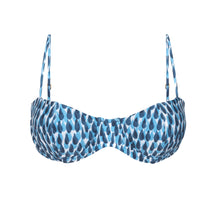 Load image into Gallery viewer, Product Front: Rio De Sol Top Top Chuva Kelli
