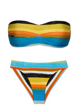 Load image into Gallery viewer, Product Front: Rio De Sol Set Set Artsy Bandeau-Pli Nice
