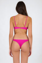 Load image into Gallery viewer, Model Back: Rio De Sol Bottom Bottom Cotele-Amaranto Lisboa
