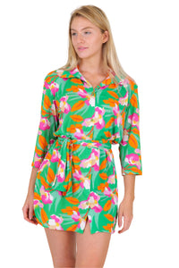 Model Front: Rio De Sol Beach Dresses Green Bloom Chemise