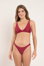 Load image into Gallery viewer, Model Front: Rio De Sol Top Top Touch-Carmim Alba
